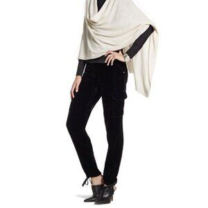 Black Label by Chico's Black Velvet Jogger/Cargo Pants Women's Size 0 (S 4-6)